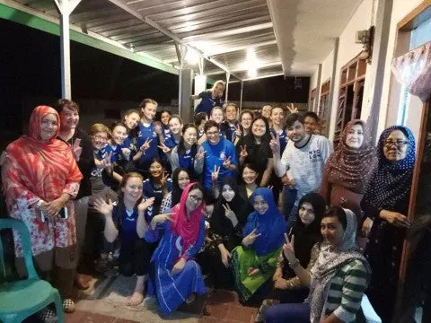 Staff and students of University of Sydney visit Beyond the Fabric